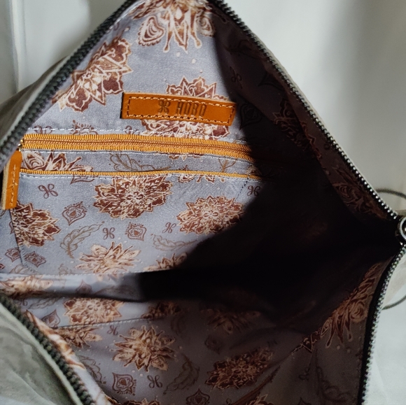 Handbag - Picture 4 of 9